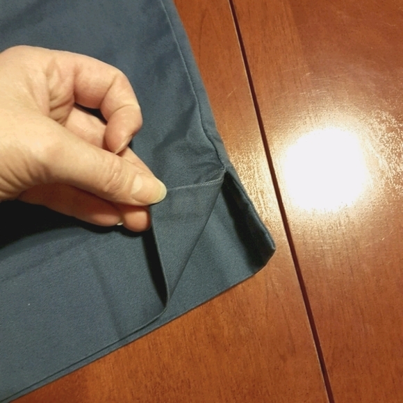 Tommy Hilfiger sz 10 crop pant EUC - Picture 3 of 6